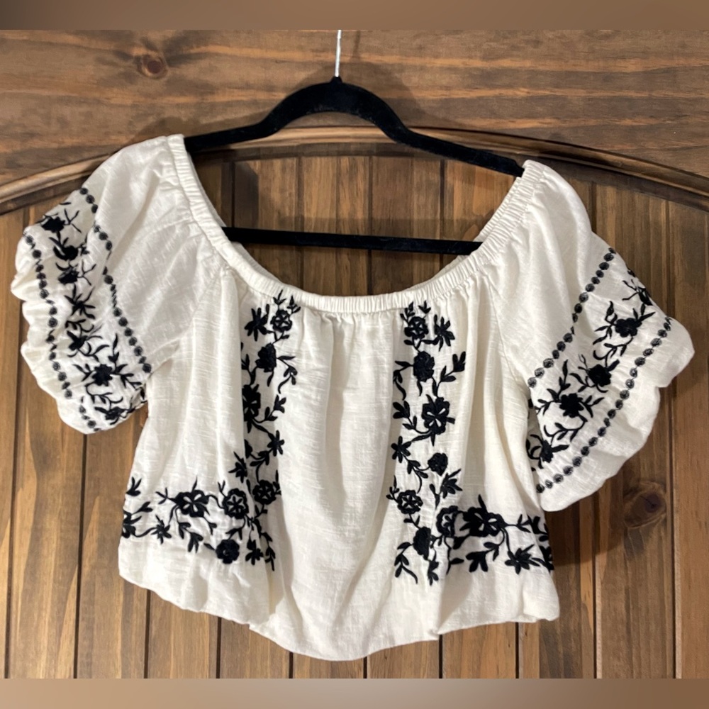 American Eagle Boho Croptop
